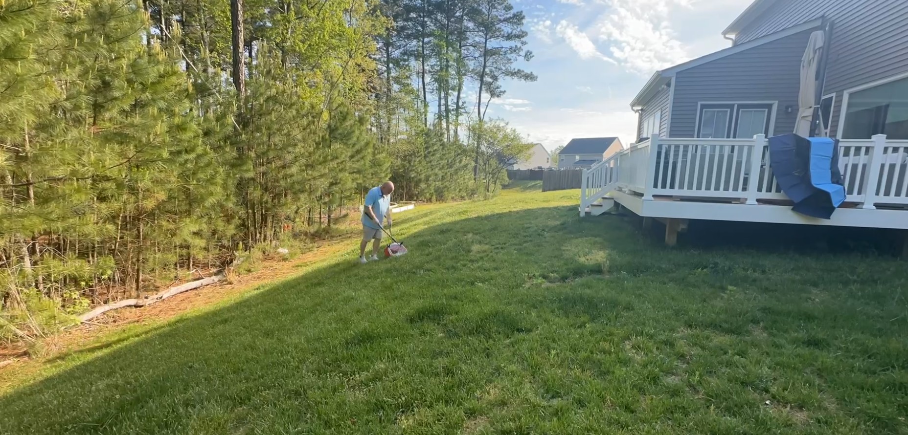 White Glove Scoopers: Top-Rated Dog Waste Removal Service in Mechanicsville VA